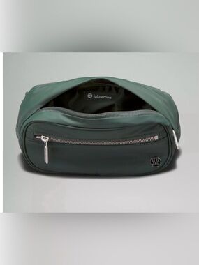 Lululemon Wunderlust Belt Bag